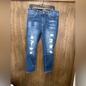 Women’s Torrid Sky High Skinny Distressed Jeans Size 18